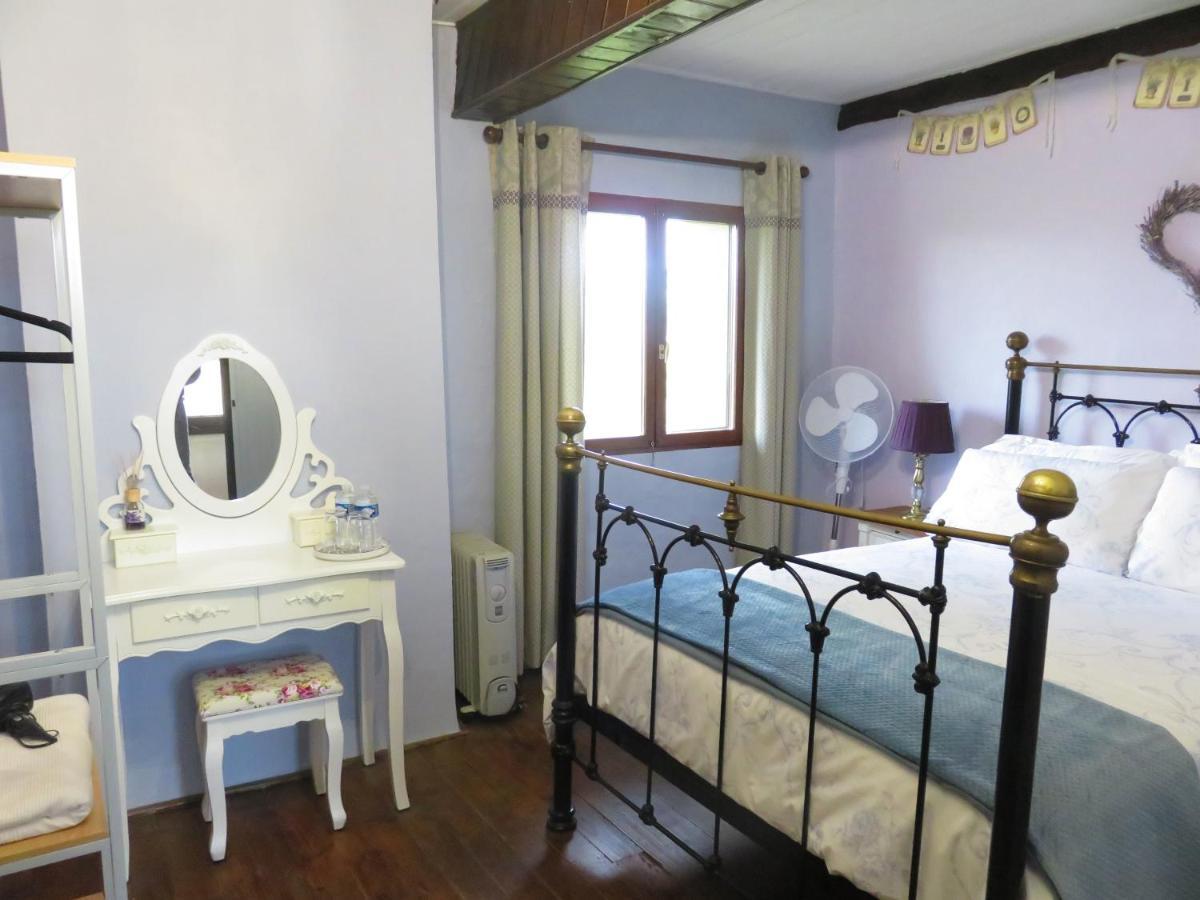 Michouat Chambre D'Hotes Vidou Екстериор снимка